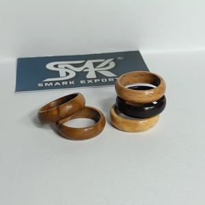 Bagues minimalistes écologiques en bois naturel, lisses et polies, faites à la main, modernes, unisexes, bijoux de doigt, vente en gros, exportation - Product Image 6