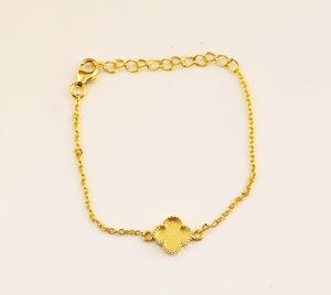 Bracelet en argent 925 fait main, base de chaîne à maillons en forme de trèfle de 10 mm, serti de pierres, plaqué or 14 carats, pour bijoux DIY en lait maternel ou cendres - Product Image 1