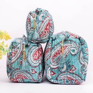 กระเป๋าเครื่องสำอางผ้าฝ้ายพิมพ์ลายบล็อกแบบซิป หรูหรา เป็นมิตรกับสิ่งแวดล้อม ขายส่ง สไตล์วินเทจ ใช้งานได้หลากหลาย เหมาะสำหรับการเดินทาง - Product Image 1