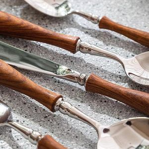 Ensemble de couverts en acier inoxydable avec manche en bois, résistant à la rouille, écologique, moderne, élégant, style royal, pour les fêtes - Product Image 2