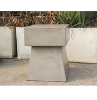 Tabouret d'extérieur carré en béton durable et moderne, résistant aux intempéries, pour salon et jardin - Vente en gros
