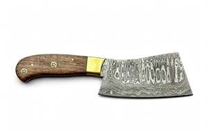Hachoir à viande artisanal en acier Damas avec manche en bois de noyer et bolster en laiton - Product Image 6