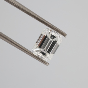 Diamante de 0.60 Ct, Color F, Claridad VS2, Corte Escalonado, Diamante Creado en Laboratorio, Diamante HPHT, Grado IGI, para Fabricación de Joyas, Venta al Por Mayor - Product Image 2