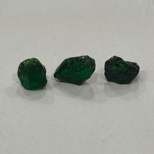 Natural Tsavorite <b>Garnet</b> Rough Stone 24.30 Carat Loose Green Gemstone AAA Quality Kenya Faceting Rough Wholesale Gem Grade - Product Image 3