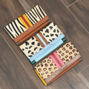 2025 OEM กระเป๋าตังค์ยาวคุณภาพสูงน่ารักสำหรับผู้หญิงกระเป๋าคลัทช์ใส่เหรียญหนังพิมพ์ลายสัตว์กระเป๋าคลัทช์อเนกประสงค์สำหรับผู้หญิง - Product Image 4