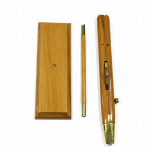 Bâton de randonnée en bois léger et réglable de haute qualité 2026 en stock - Product Image 1