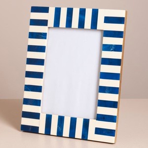 Stylish Photo <b>Frame</b> Blue & <b>White</b> Color Designer Print Bone Inlay Standing Home Decorative Resin Picture <b>Frame</b> - Product Image 1
