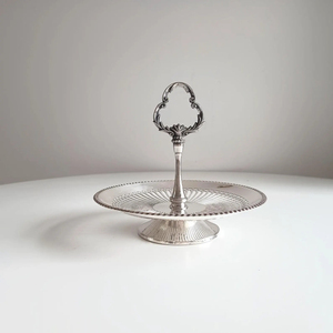 Supports à gâteaux ronds en métal, en acier inoxydable, finition argentée, plateaux de présentation de desserts pour la décoration de la maison et des hôtels, centre de table - Product Image 1