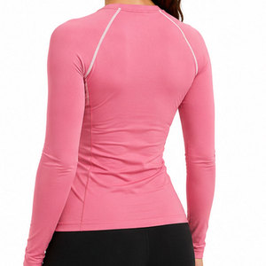 Camiseta de compresión para mujer con transpirabilidad mejorada, material elástico y ajuste atlético optimizado para uso deportivo - Product Image 5