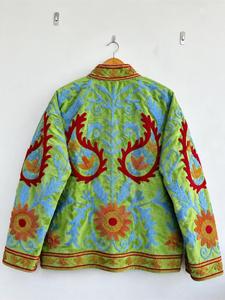 เสื้อแจ็คเก็ตผ้าฝ้ายสีเขียวปักมือลายดอกไม้ แขนยาว คอตั้ง สไตล์โบฮีเมียน เสื้อโค้ทฤดูหนาวสำหรับผู้หญิง - Product Image 2