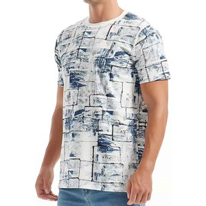 Camiseta original de sublimación Trend para un estilo de moda único y creativo con patrón de sublimación. - Product Image 3