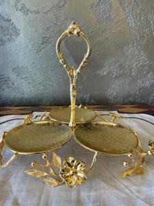 ถาดเสิร์ฟโลหะสีเงินตกแต่งลายใบไม้พร้อมหูจับตรงกลาง เหมาะสำหรับใส่ผลไม้อบแห้งและช็อกโกแลต - Product Image 5