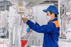 Masterbatch de carbonate de calcium PP (70-82 %) – Remplisseur PP CaCO3 pour le moulage par injection domestique, sacs tissés, sacs, raphia, tuyaux PPR - Product Image 3