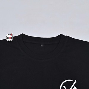 T-shirt en coton noir pour homme, best-seller, manches courtes, col rond, décontracté, imprimé avec un motif de lettres, logo sur le devant, texte multilingue avec OEM - Product Image 6