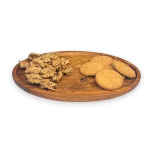Plateau de service ovale en bois fait main contemporain, plateau à collation rustique artisanal en bois de noyer naturel pour table à manger par UO - Product Image 1