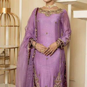 Traje de 3 Piezas para Mujer, Estilo Pakistaní, Bordado de Lujo, con Dupatta, Prendas de Diseñador Listas para Usar - Product Image 2
