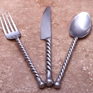 Juego de cubiertos de lujo de acero inoxidable chapado en oro de alta calidad para boda restaurante hogar Hotel Royal Look MOQ 100 piezas - Product Image 5