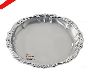 Plateau de service décoratif argenté de designer en métal de forme ovale pour la maison hôtel - Product Image 1