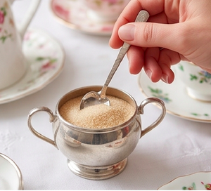 Heart Shape Head <b>Gold</b> <b>Spoon</b> Elegant And Stylish Utensil Perfect For Dining Table Kitchen Essentials And Gift Collection - Product Image 4
