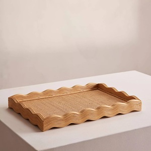Bandeja Rectangular de Madera para Servir, con Bordes Ondulados, Diseño Moderno, Plato Decorativo Organizador para Diwali, Bodas, Cumpleaños - Product Image 1