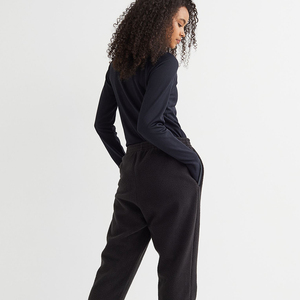Pantalones de mujer DYNAMO GEARS personalizados, lisos, de cintura alta, informales, de poliéster, con estampado animal, de invierno, corte bootcut. - Product Image 5