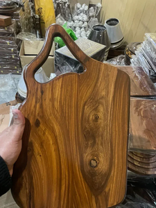 Planche à découper en bois massif, épaisse et robuste, pour cuisine professionnelle, préparation et cuisson des aliments de qualité supérieure - Product Image 3