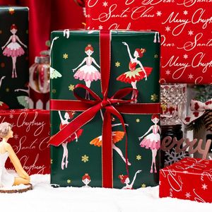 Rotolo di Carta da Regalo Verde Natalizia con Design Reversibile, Lucentezza Metallica, Ballerina, Fiocco di Neve, Decorazioni Natalizie - Product Image 2