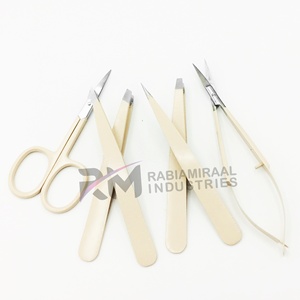 Producto de Primera Categoría RMI, Juego de Pinzas para Cejas y Tijeras para Cutículas de Lujo con Punta Puntiaguda, Acero Inoxidable con Acabado en Polvo - Product Image 3