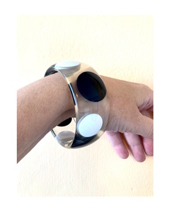 กำไลข้อมือเรขาคณิตขายส่ง กำไลใสแบบเปิด กำไลเรซิ่นดีไซน์ไม่ซ้ำใคร กำไลอะคริลิคคุณภาพสูง กำไลอะคริลิคทำมือ - Product Image 1