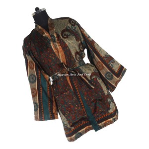 KS010 Hermoso Kimono Vintage de Seda, Sari Corto de Seda Hecho a Mano para Mujer con Bolsillos y Cinturón OEM - Product Image 3