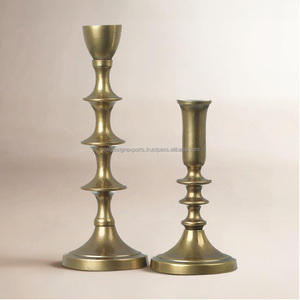 Portavelas de aluminio fundido en bronce envejecido al por mayor • Suministro de lujo para mesas de estilo rústico francés - Product Image 2