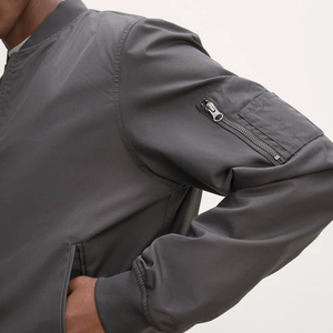 Vestes bomber pour hommes en matière durable, couleur unie, qualité supérieure, séchage rapide, respirantes. - Product Image 5