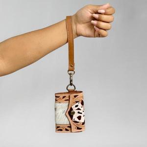 Tarjetero de Cuero Genuino Vintage con Estampado Animal, Cierre de Botón, Correa Individual, Cartera Portátil para Mujer - Product Image 1