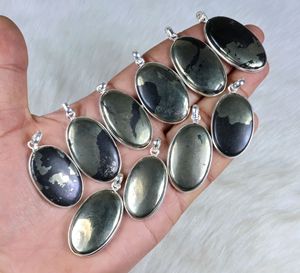 Pendentif Unisexe Bohème Fait Main en Pyrite Dorée de Haute Qualité, Cabochon Ovale avec Monture Plaqué Argent, Vente en Gros - Product Image 6