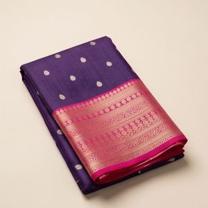 Sari en soie crêpe violette avec élégante broderie Zari - Product Image 2