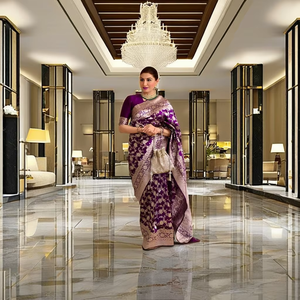 Blusa Antra Lifestyle Soft Lichi Saree, color morado con trabajo Zari, tradicional india, Banarasi Kanchipuram, para bodas de invierno, sin arrugas, protección solar. - Product Image 1