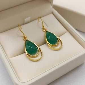 ต่างหูหยดน้ำหยกสีเขียว เงินแท้ 925 ชุบทอง 14K พลอยเจียระไน งานโบโฮ ของขวัญเครื่องประดับ - Product Image 5