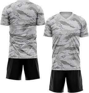 ชุดฟุตบอลดีไซน์ล่าสุด 100% โพลีเอสเตอร์ สไตล์ใหม่ ชุดมืออาชีพสำหรับผู้ใหญ่ คุณภาพพรีเมียม สีสั่งทำได้ แห้งเร็ว - Product Image 1