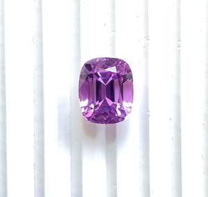 14.76ธรรมชาติ carats kunzite เบาะตัดหินสำหรับทำเครื่องประดับที่ดีทำอัญมณี - Product Image 1