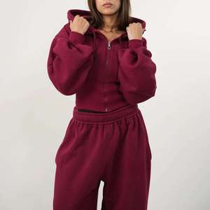 Ensemble de survêtement polaire de luxe personnalisé pour femme, comprenant un sweat à capuche court style corset et un pantalon de survêtement large, avec manches lanternes oversize - Fabricant - Product Image 6