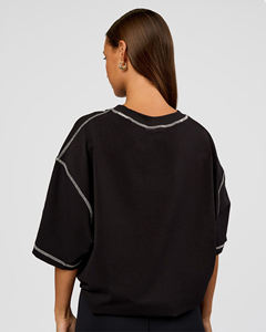 Camiseta de punto negra oversize para mujer con manga murciélago, cuello redondo, ajuste holgado, transpirable, de color liso, para todas las estaciones - Product Image 4