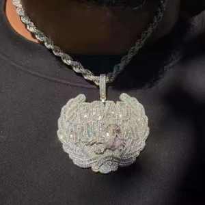 Colgantes de Letra P de Moissanita VVS Cultivada en Laboratorio, Hechos a Medida, Estilo Hip Hop Iced para Raperos, de Plata de Ley con Engaste de Garra, de Terceros - Product Image 1