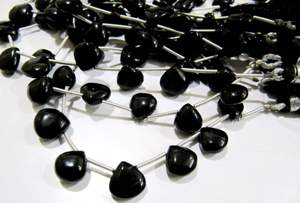 Perles facettées en spinelle noire naturelle en forme de cœur, 5 à 6 mm, brins de 13 pouces de long - Product Image 4