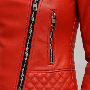 Veste en cuir véritable moderne pour femme, vêtement d'extérieur au toucher chaud, conçue pour la mode urbaine et les tenues saisonnières - Product Image 5