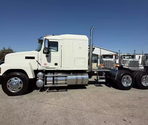 Wholesale Price 2018 Mackk Pinnacle CHU613 Sleeper Semi <b>Truck</b> - 50" Flat Top Sleeper, 505HP Export Ready - Product Image 2