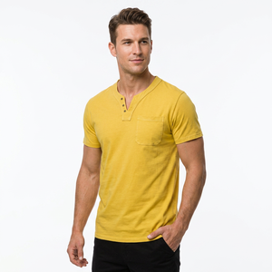 T-shirt pour homme jaune à col en V, coupe ajustée, manches courtes, couleur unie, décontracté, avec poche, en coton tricoté - Product Image 5