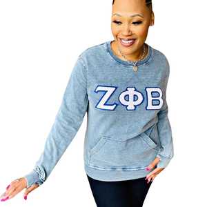 Sudadera de Cuello Redondo de Mezclilla Zeta Phi Beta con Bordado Chenille, Ropa de Sororidad Griega, Sudadera Unisex de Algodón Premium - Product Image 5