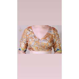 ผ้าไหมทัสซาร์สีแดงลายพิมพ์แบบดั้งเดิมทอแบบซารี พร้อมผ้าคลุมไหล่และผ้าพันคอ น้ำหนัก 450 กรัม - Product Image 1