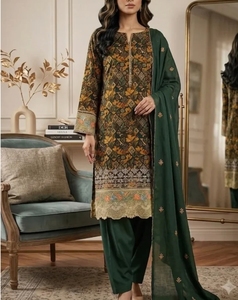 Ensemble 3 pièces pour femme en rayonne bleu sarcelle avec dupatta en dentelle, style ethnique indien pakistanais - Product Image 4