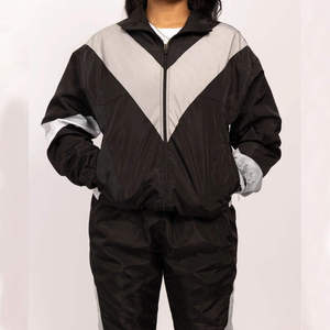 Nuevo Diseño, Chaqueta Cortavientos Ligera de Nailon para Mujer, con Cierre Completo y Secado Rápido - Product Image 3